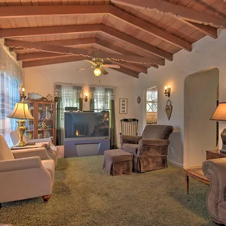Avalon Escape Everything Within Walking Distance! Exterior photo