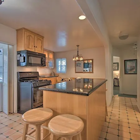 Avalon Escape Everything Within Walking Distance! Exterior photo