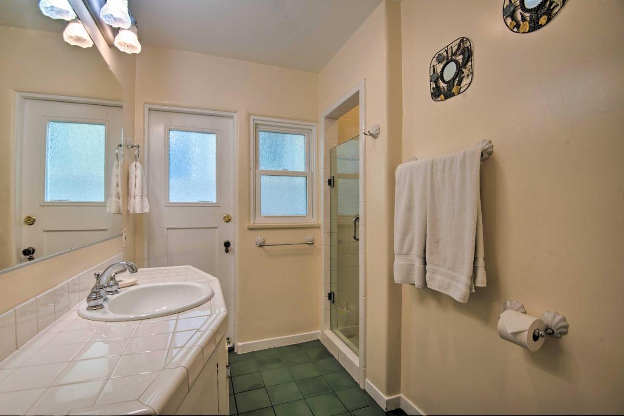 Escape Everything Within Walking Distance! * Avalon